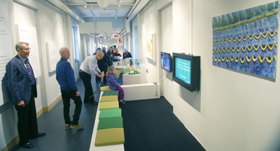 Bilder och film i hörutställning
